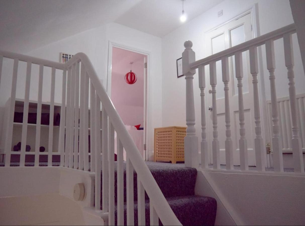 Lovely Large London Apartment Near Stratford Eksteriør billede